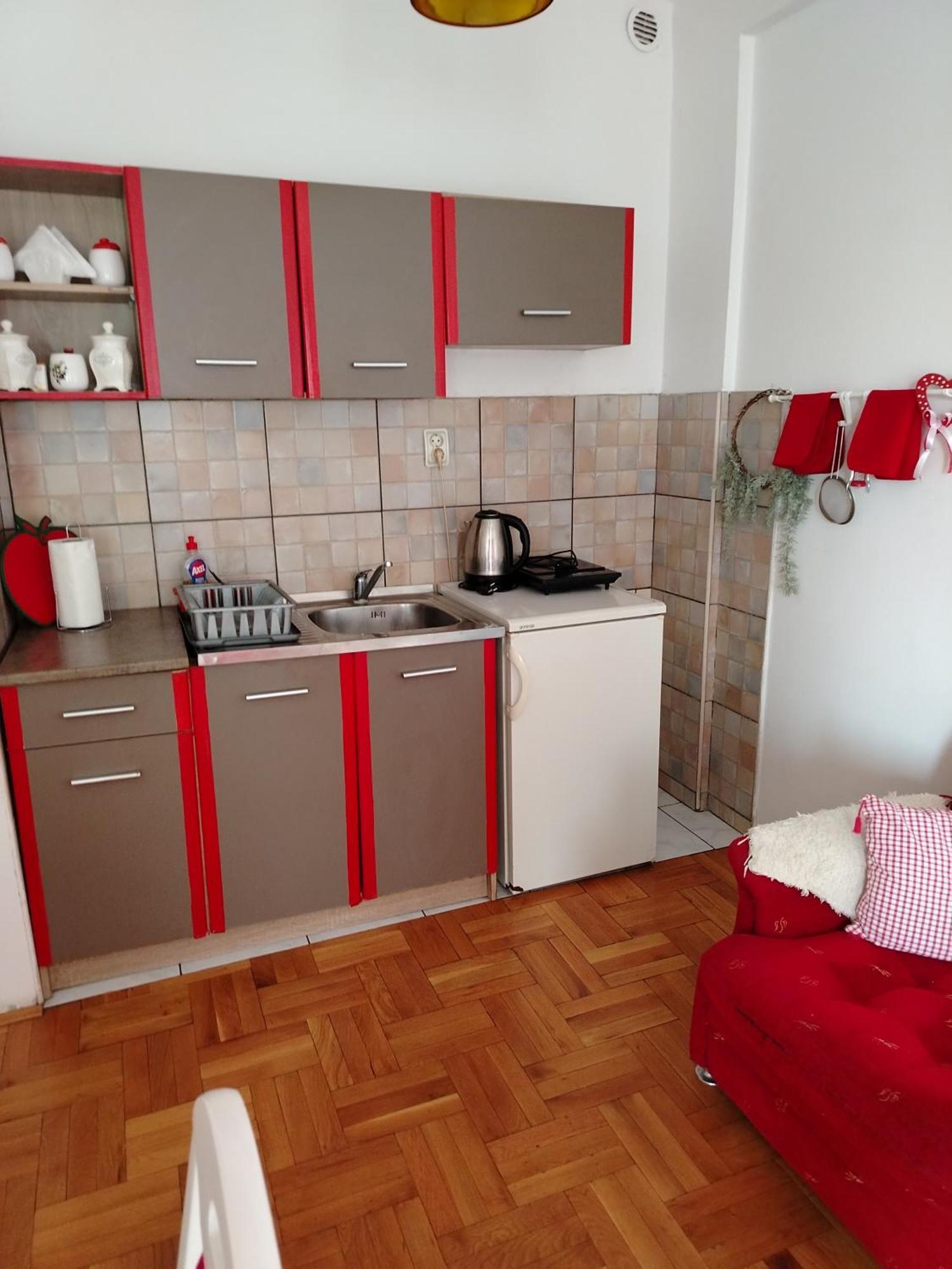 Apartman Mira Пожареваць Екстер'єр фото
